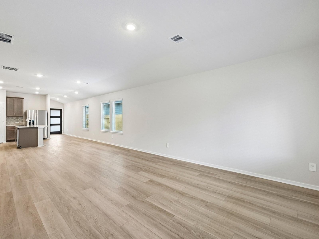 383 Sunrise Ranch Drive - Photo 4