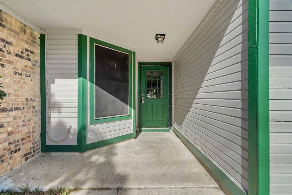2716 2nd Avenue N - Photo 1