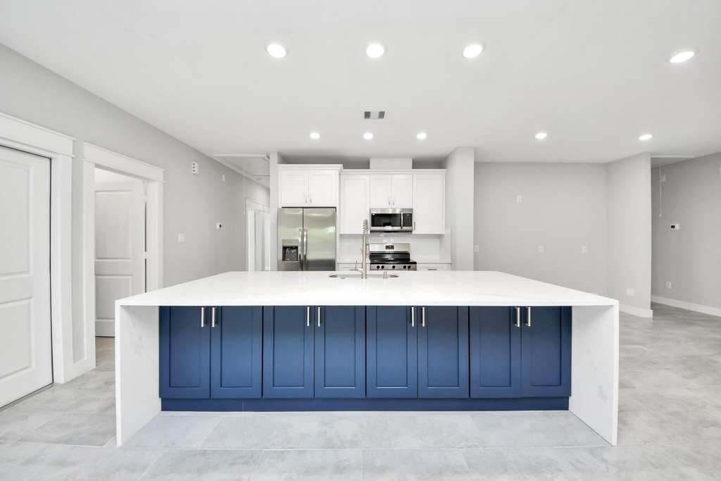 1307 Laskey Street - Photo 30