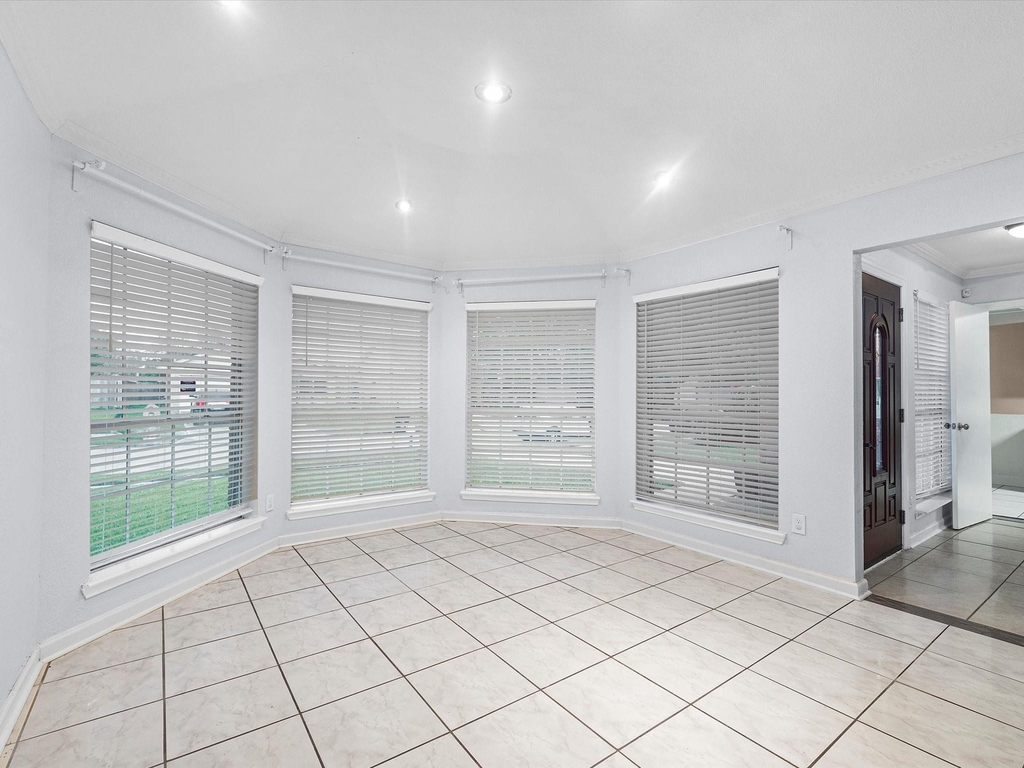 3823 Suttonford Drive - Photo 6