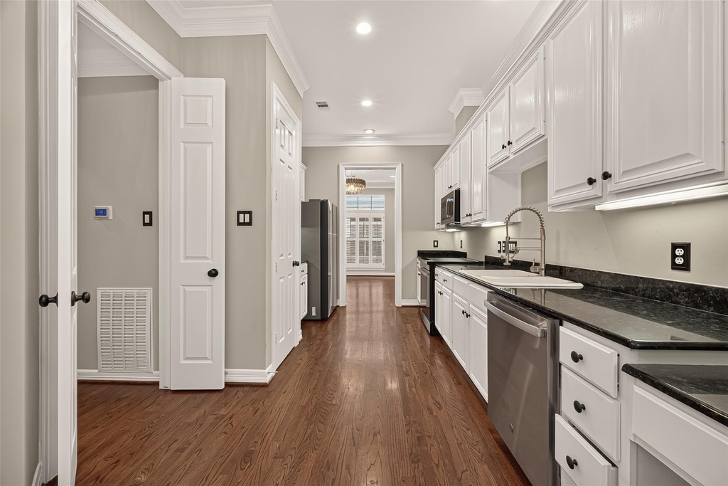 4229 Bettis Drive - Photo 17