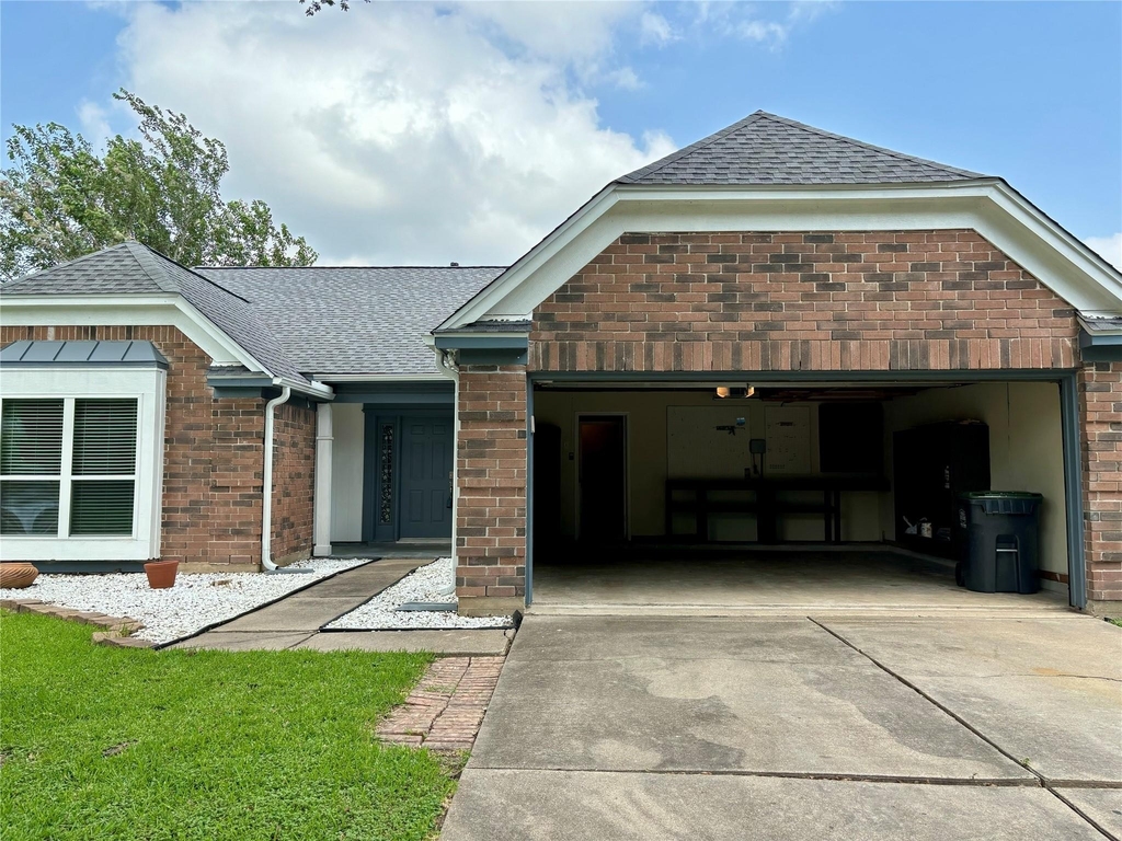 3909 Ashwood Drive - Photo 12