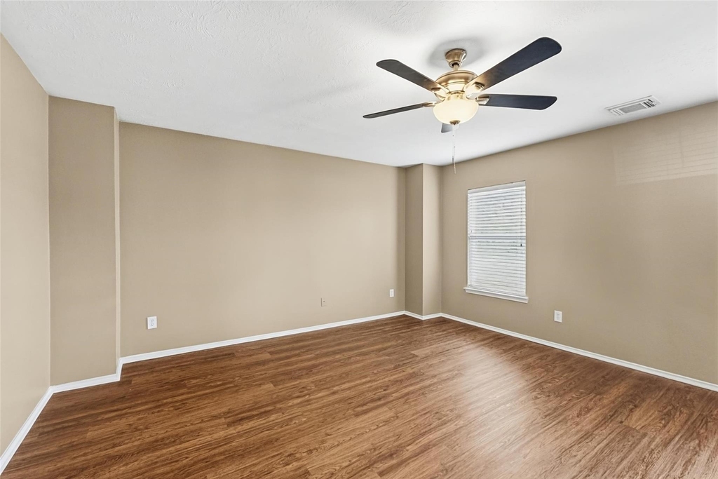 7707 Atwood Manor Court - Photo 8