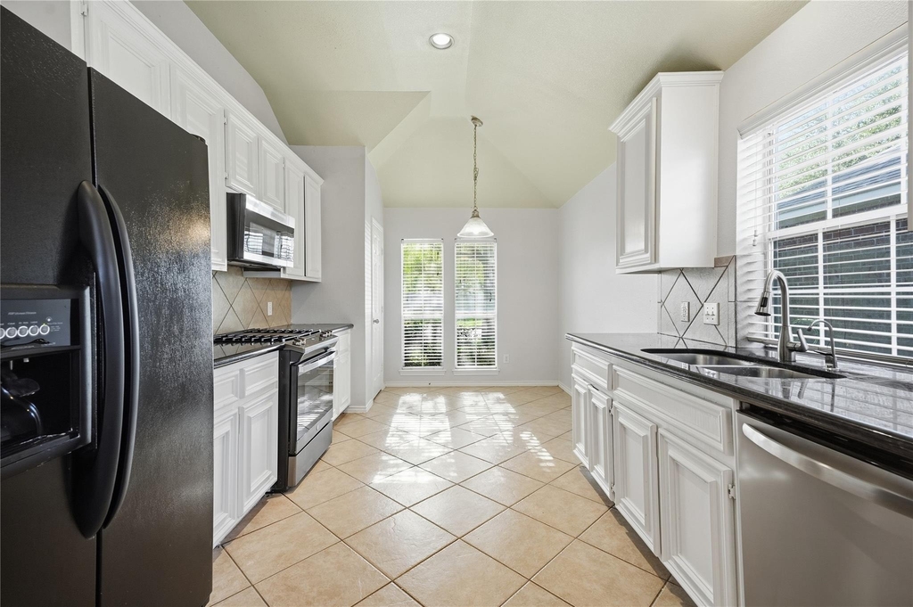 872 Rock Harbor Lane - Photo 12