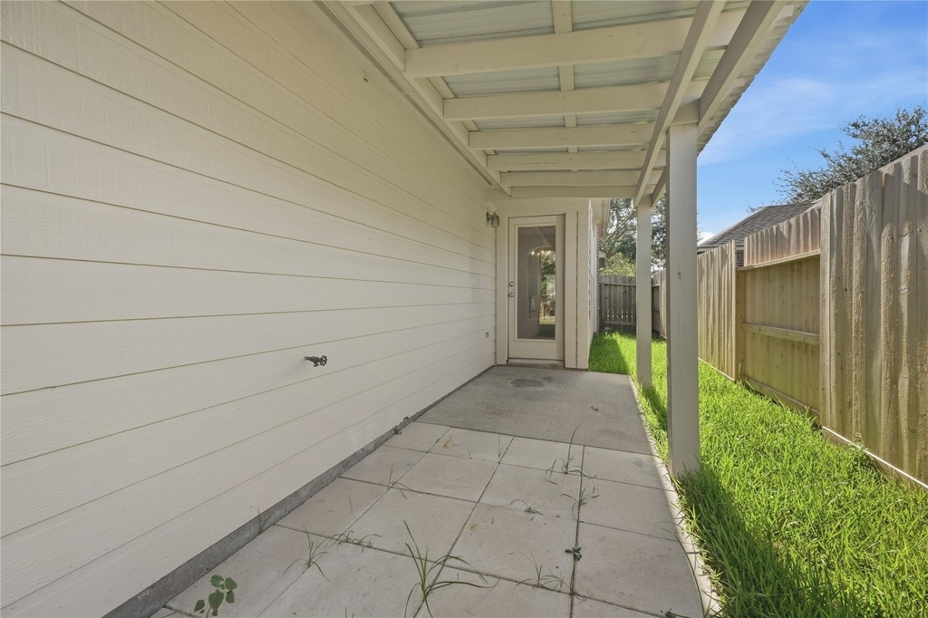 872 Rock Harbor Lane - Photo 31