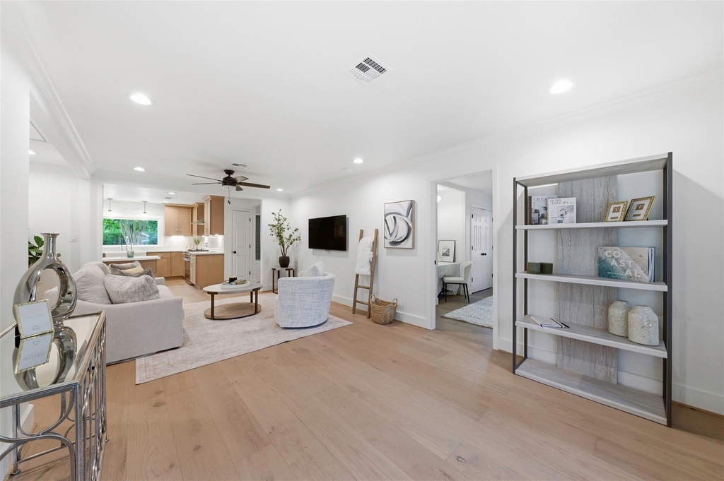 2210 Wakefield Drive - Photo 8