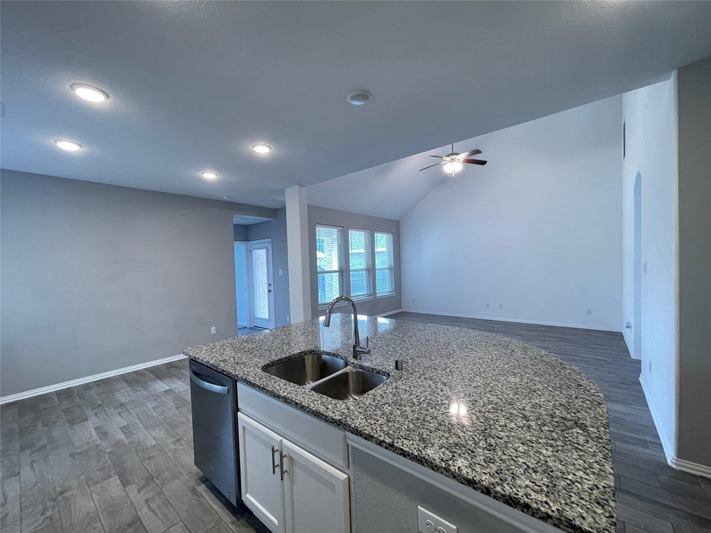 308 Tangle Birch Court - Photo 7