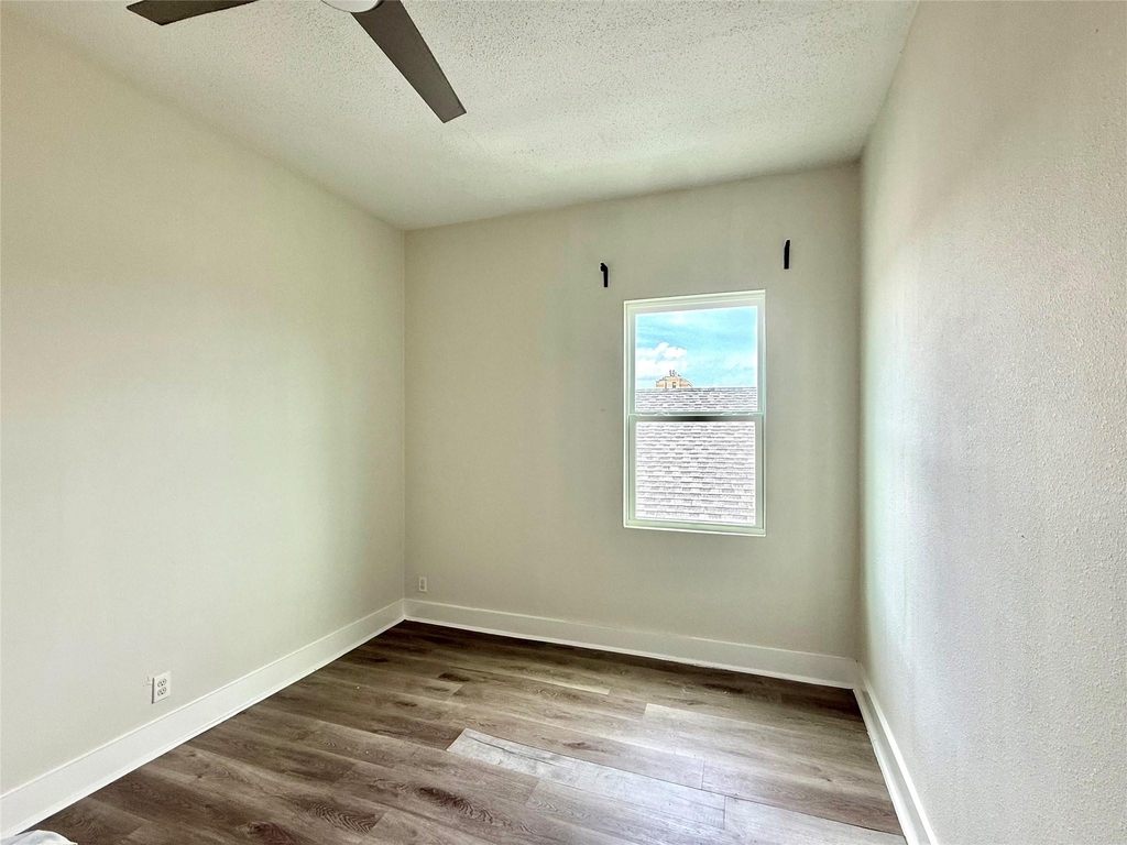 805 10 Th Street - Photo 13