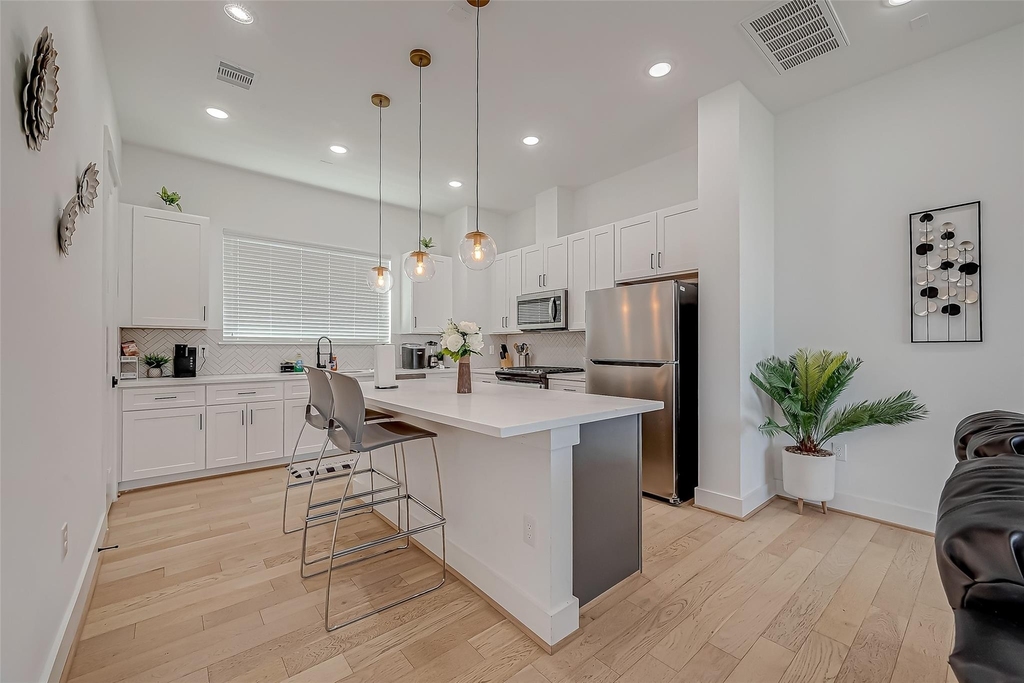 2726 Anita Street - Photo 11