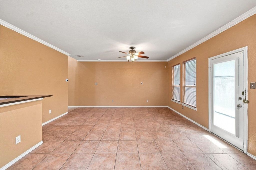 16551 Pentonshire Lane - Photo 14