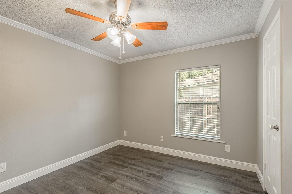 164 Varsity Drive - Photo 19
