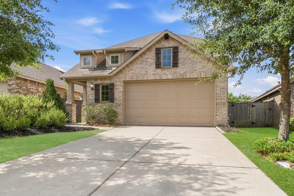 141 Emory Birch Drive - Photo 0