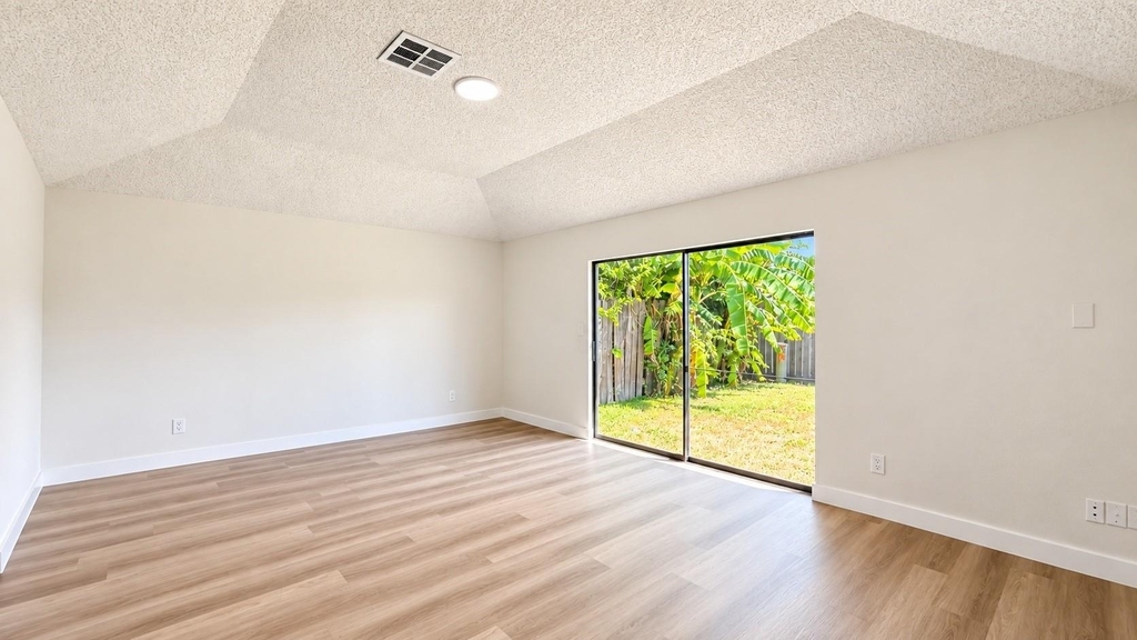 2226 Sunset Trail - Photo 11