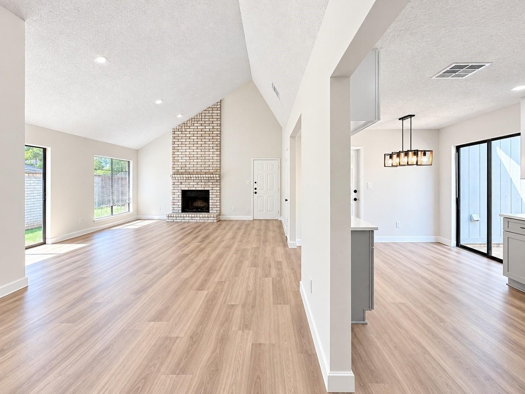 2226 Sunset Trail - Photo 6