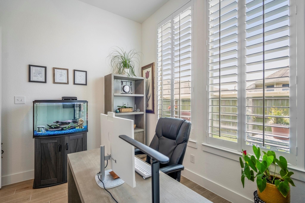 21433 Flora Springs Lane - Photo 16