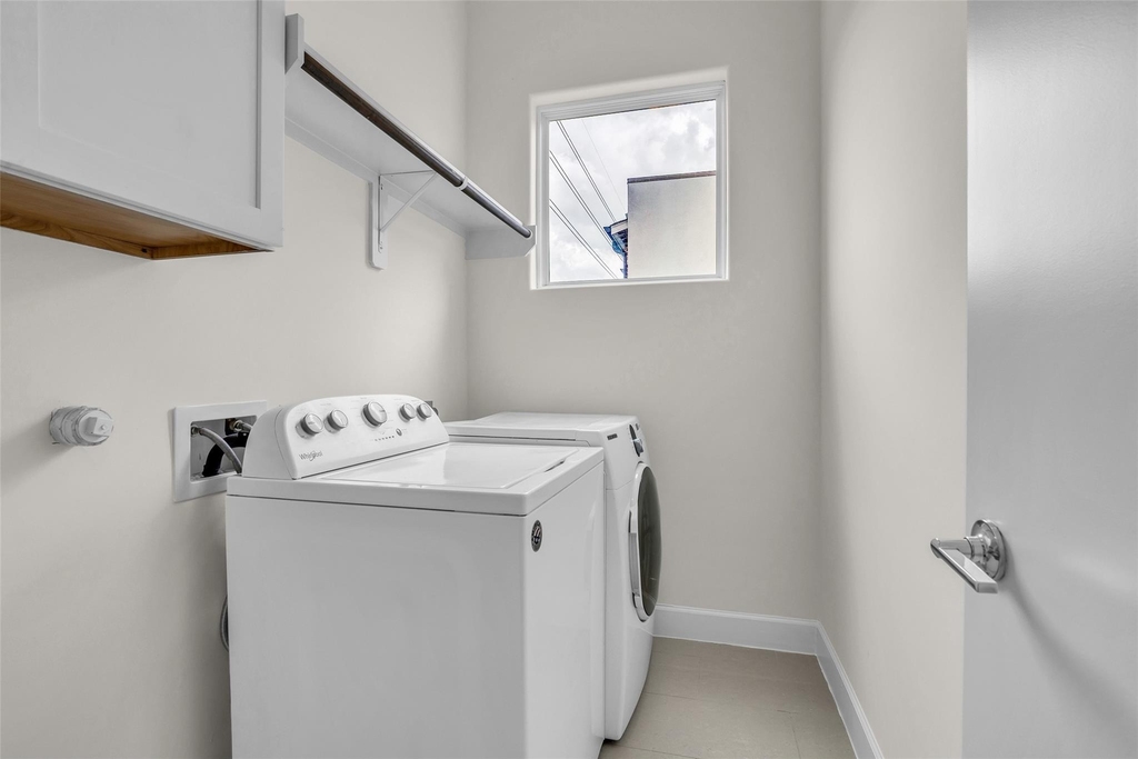 1513 Spring Street - Photo 25