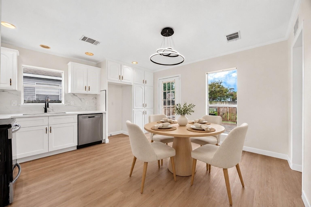 10130 Summerberry Lane - Photo 11