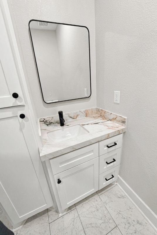 1720 Pasadena Street - Photo 9