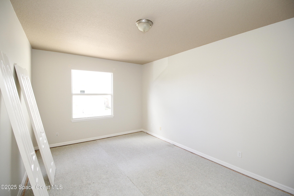 1010 Venetian Drive - Photo 10