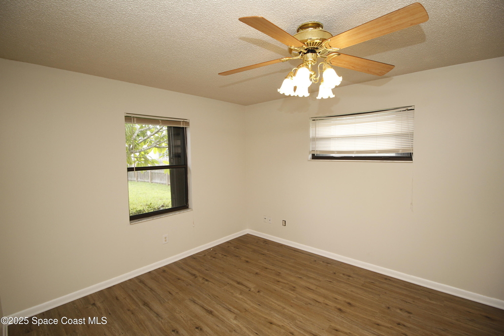 1010 Venetian Drive - Photo 1