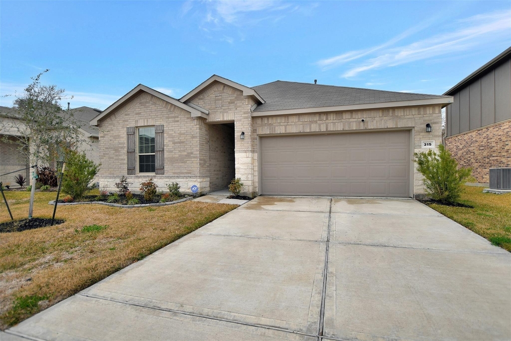 315 Appaloosa Drive - Photo 0