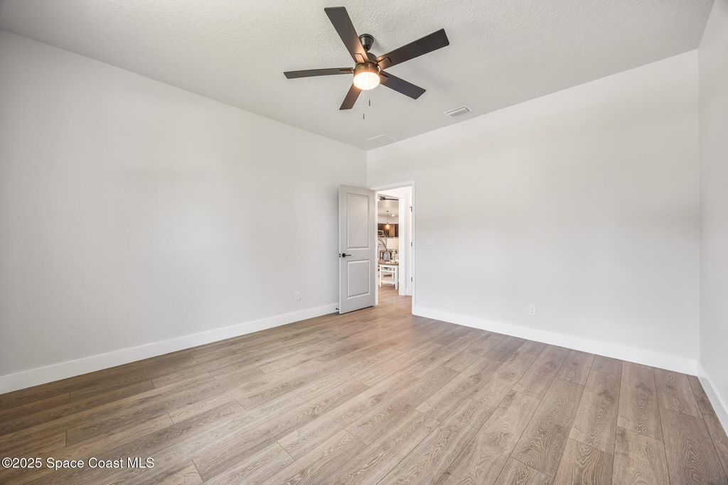 731 Banyan Street Sw - Photo 5