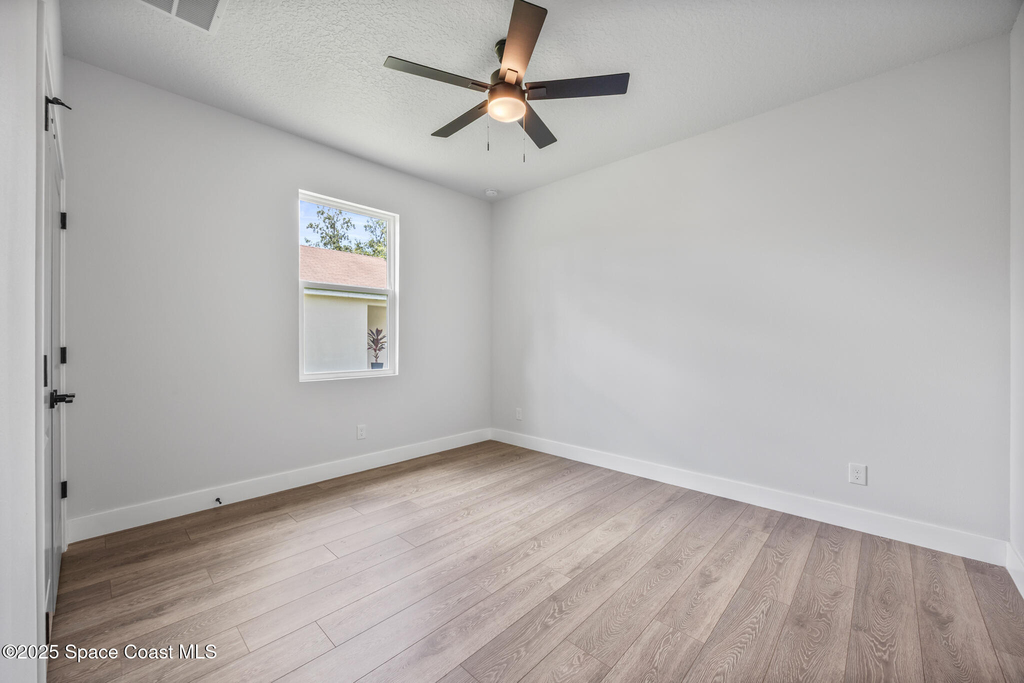 731 Banyan Street Sw - Photo 8