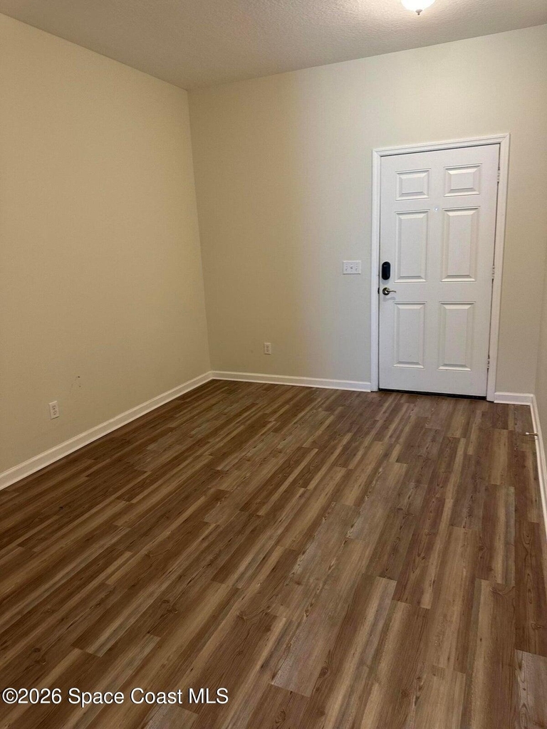 2635 Revolution Street - Photo 3
