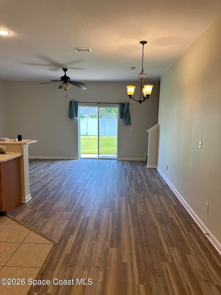 2635 Revolution Street - Photo 4