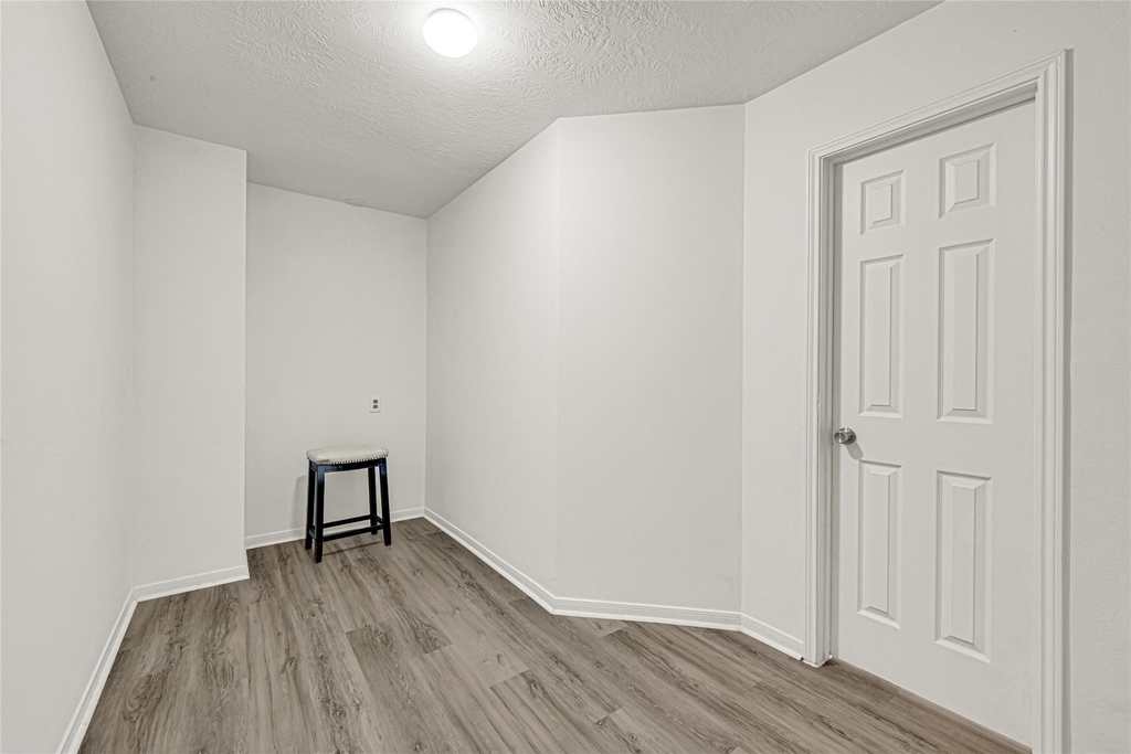 7314 Wooded Lake Lane - Photo 35