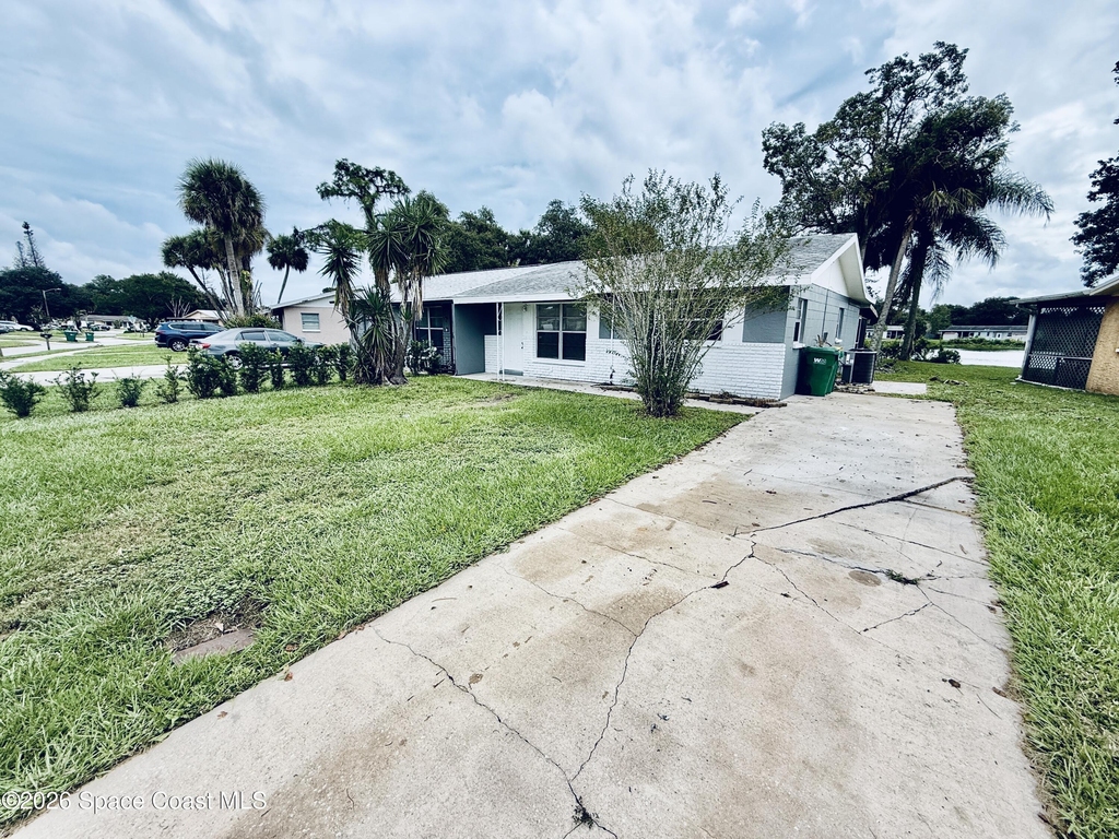 718 Lunar Lake Circle - Photo 0