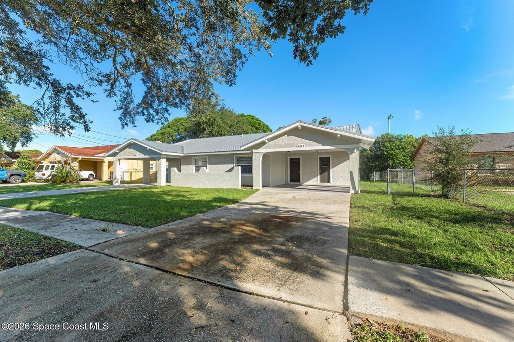 840 Angela Avenue - Photo 2
