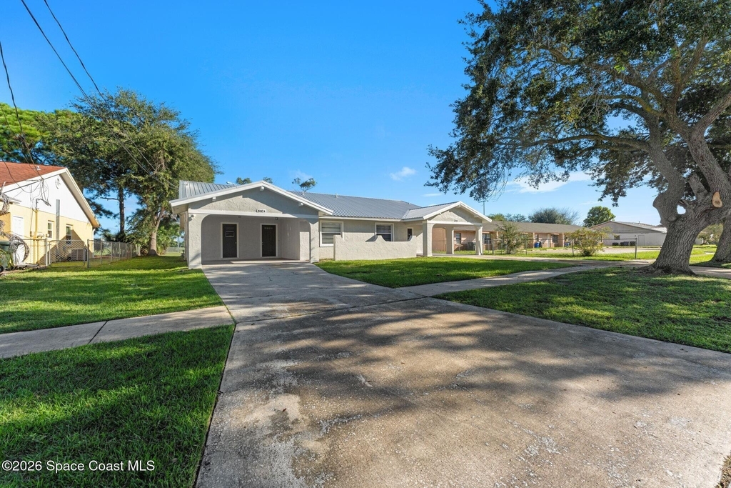 840 Angela Avenue - Photo 1