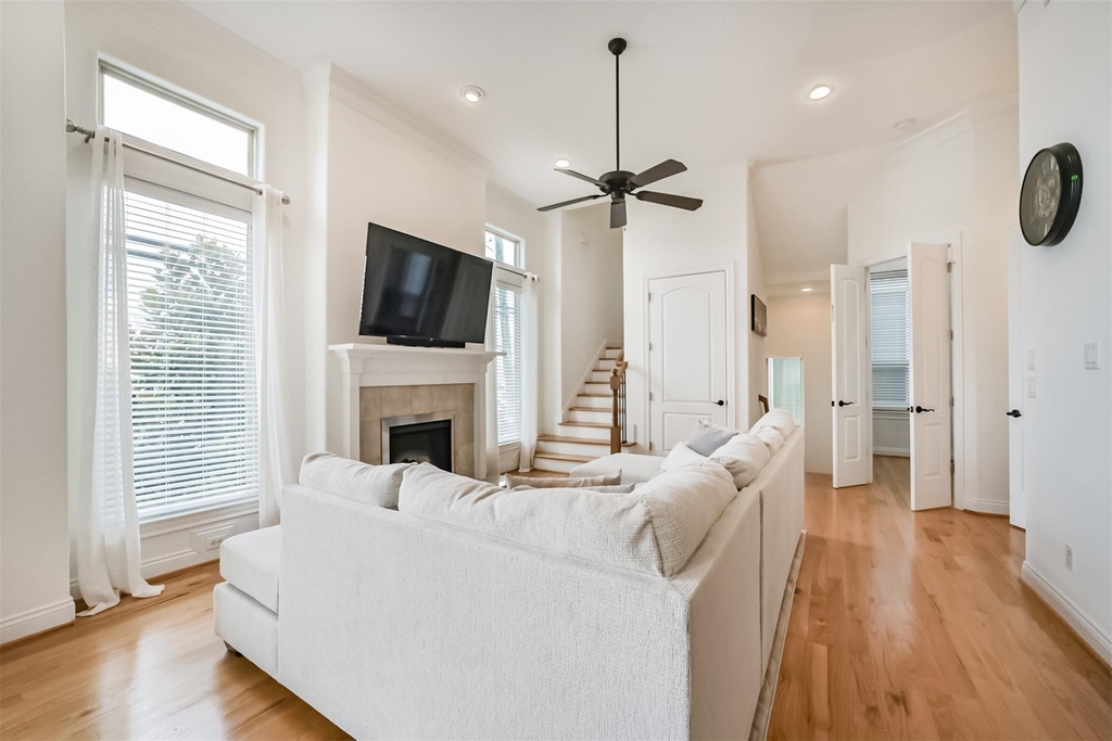 2016 Sabine Street - Photo 5