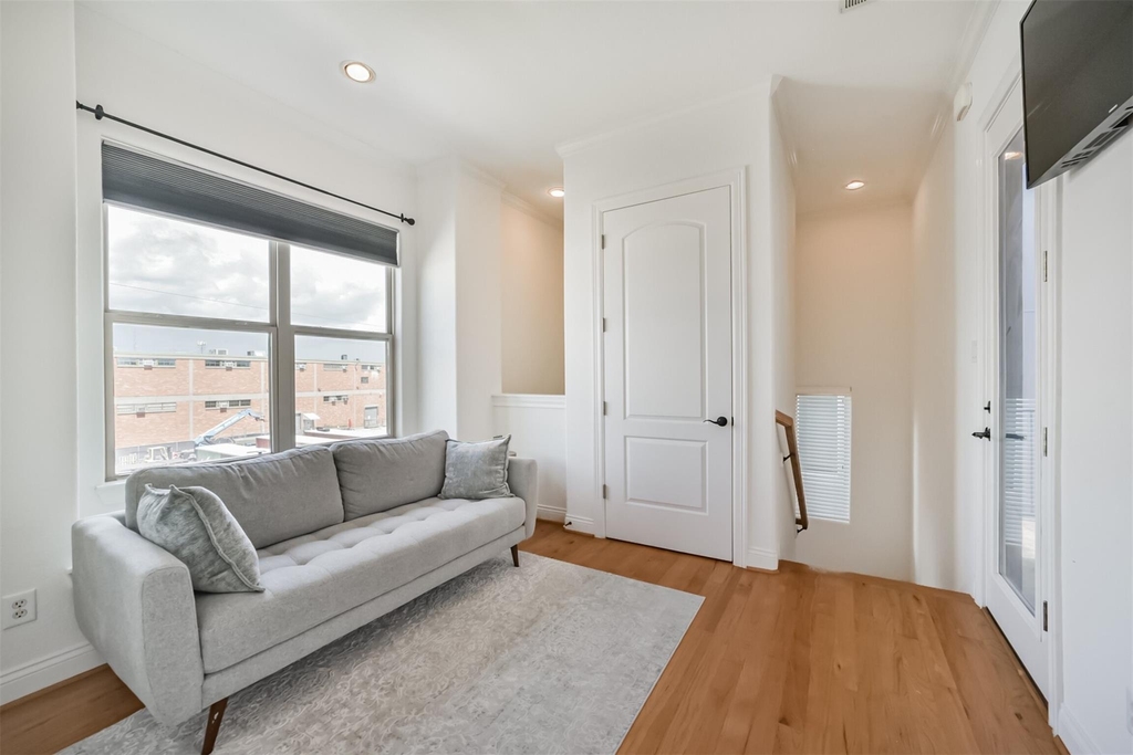 2016 Sabine Street - Photo 16