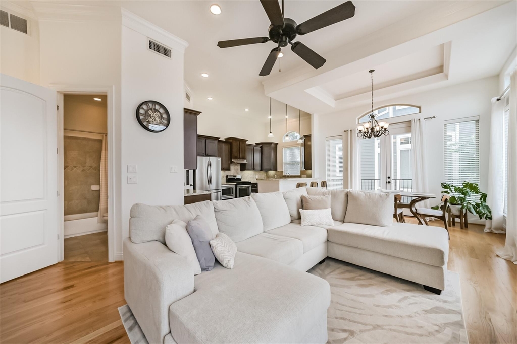 2016 Sabine Street - Photo 4