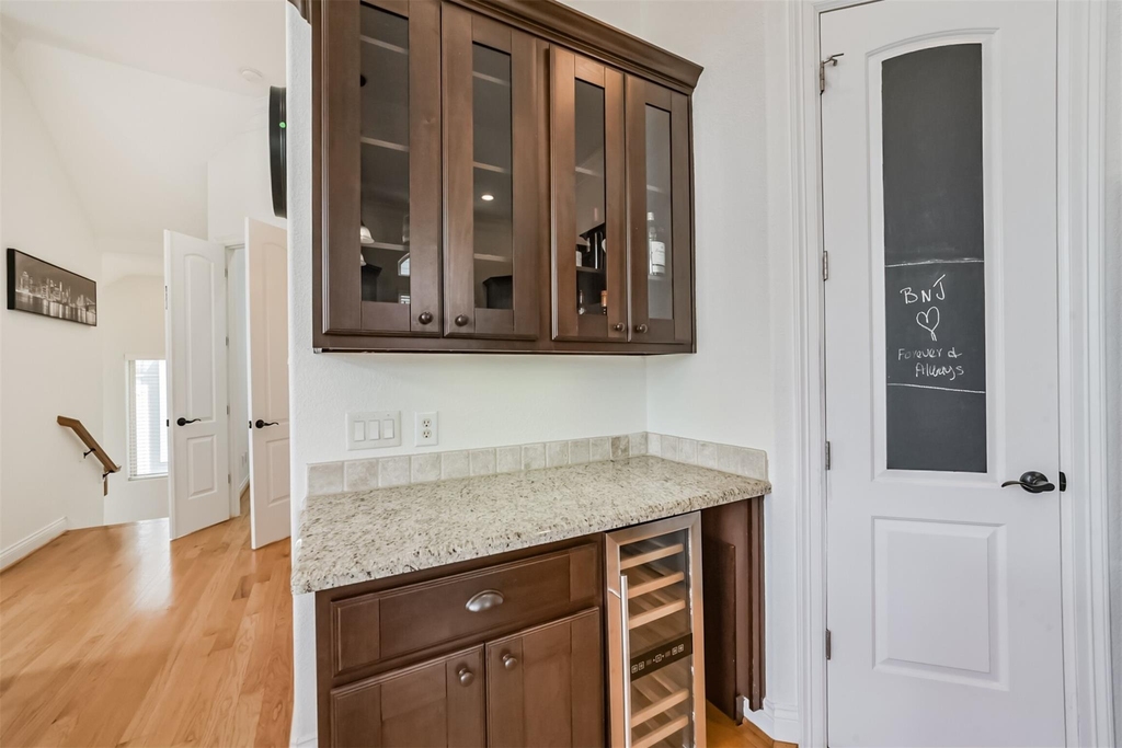 2016 Sabine Street - Photo 11