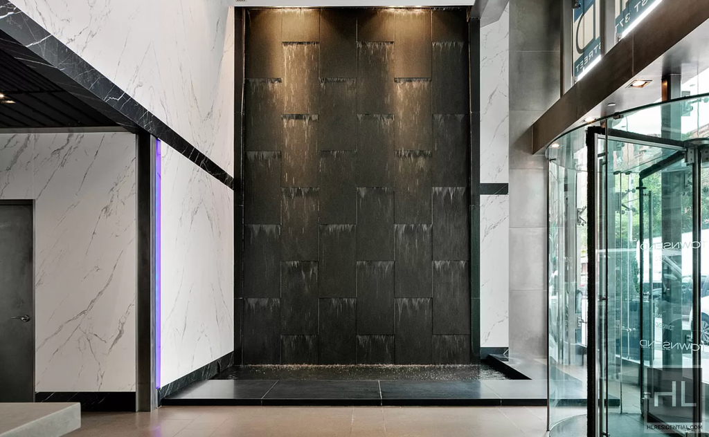 West 37th Street - Photo 9