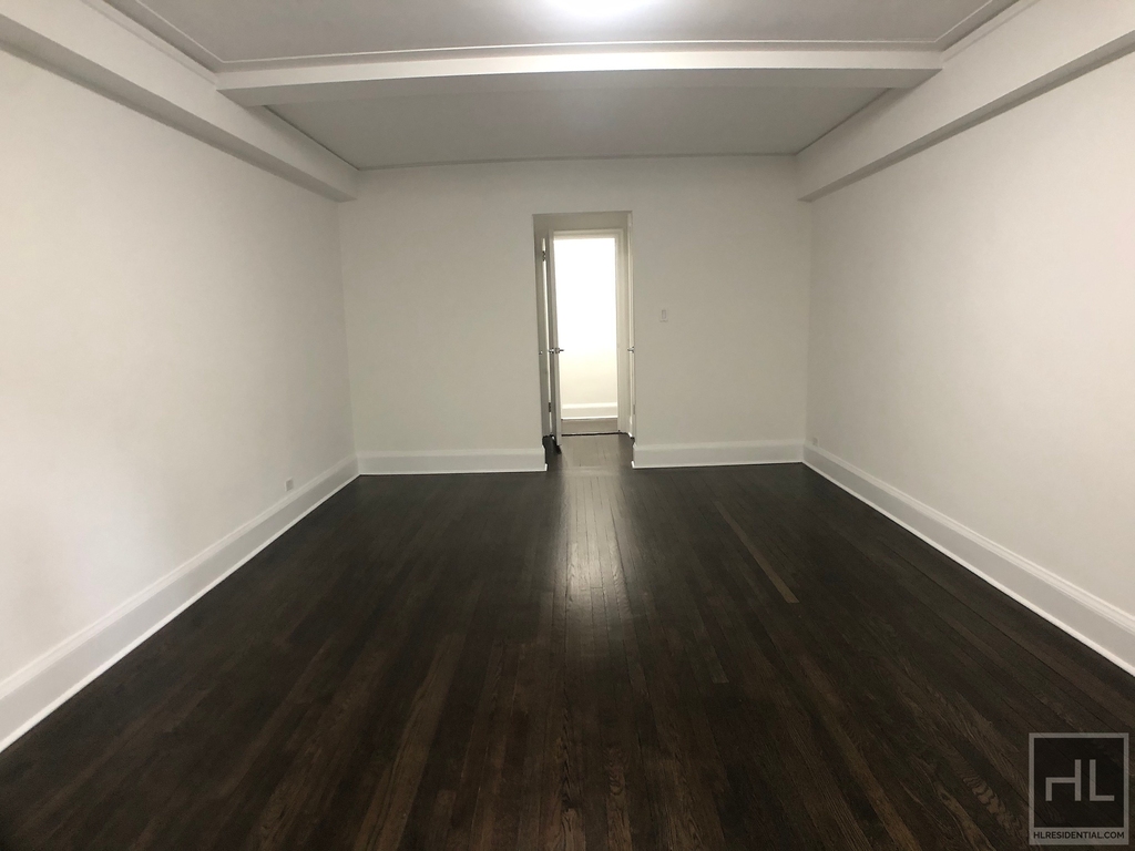 East 38 Street - Photo 1