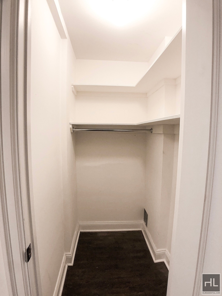 East 38 Street - Photo 2