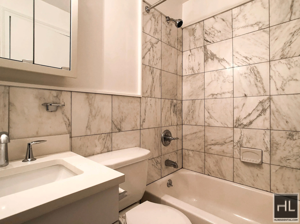 West 73rd Street - Photo 3