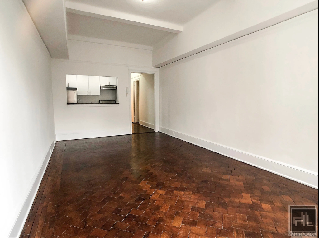 West 73rd Street - Photo 1