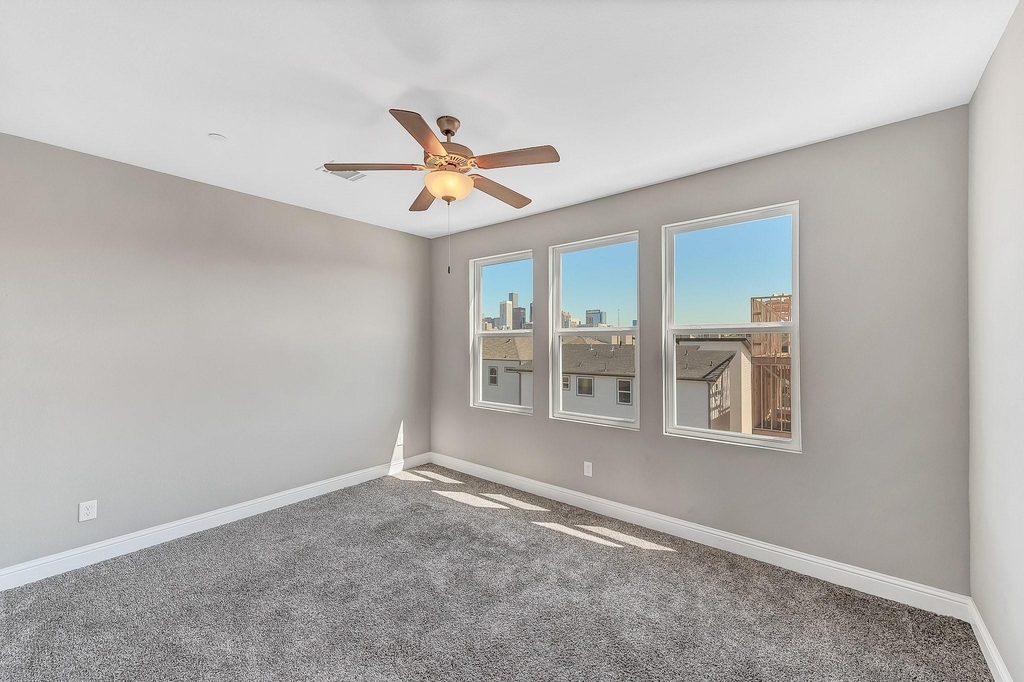 2416 Emancipation Ave - Photo 22