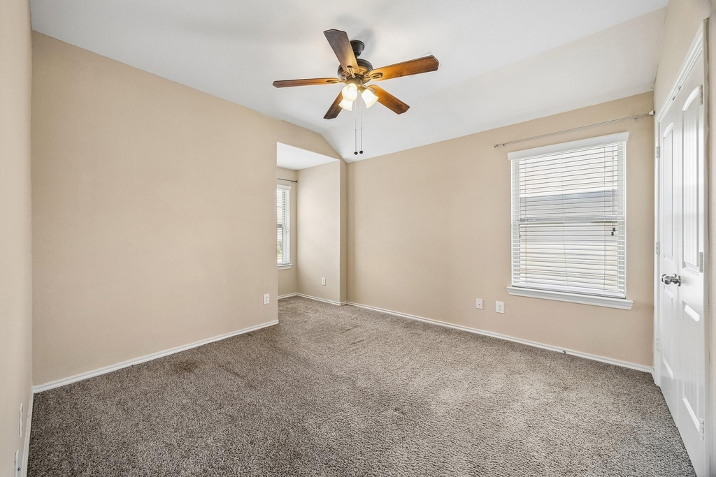 8914 Eldorado Glen Drive - Photo 27