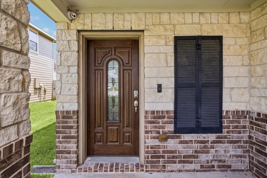 8914 Eldorado Glen Drive - Photo 2