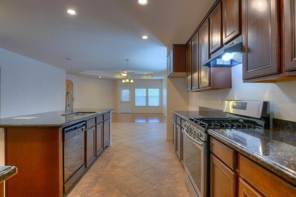 4711 Bellows View Drive - Photo 10