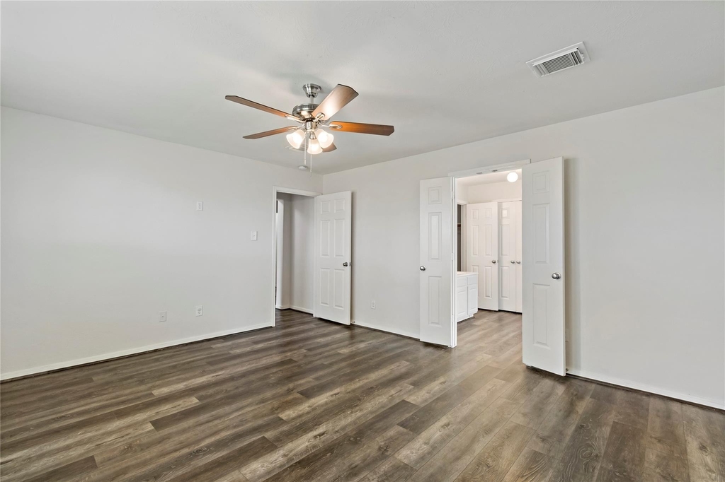 3419 Cypress Village Drive - Photo 16