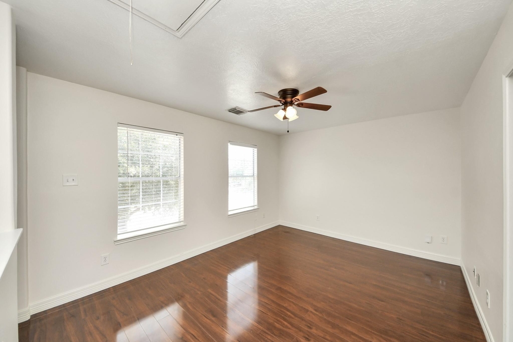 6723 Stonecross Creek Lane - Photo 24
