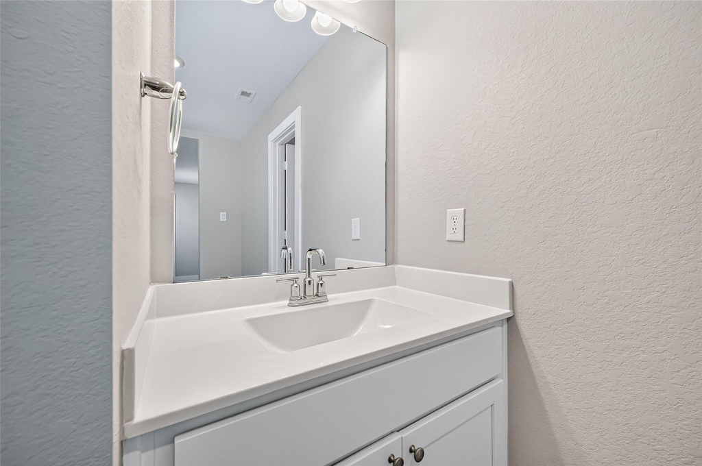 10546 Preserve Way - Photo 24