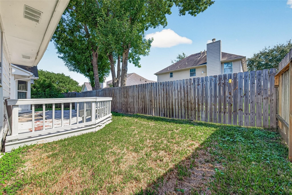 12207 Pamela Sue Court - Photo 2